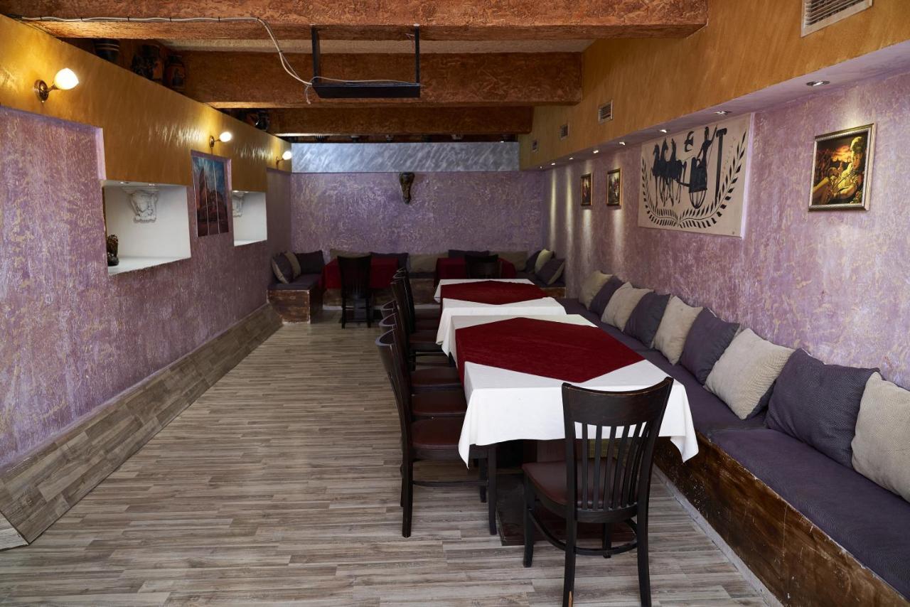 Avangard Hotel Kharmanli ภายนอก รูปภาพ